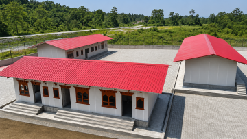 lgsf shelter house in bhutan